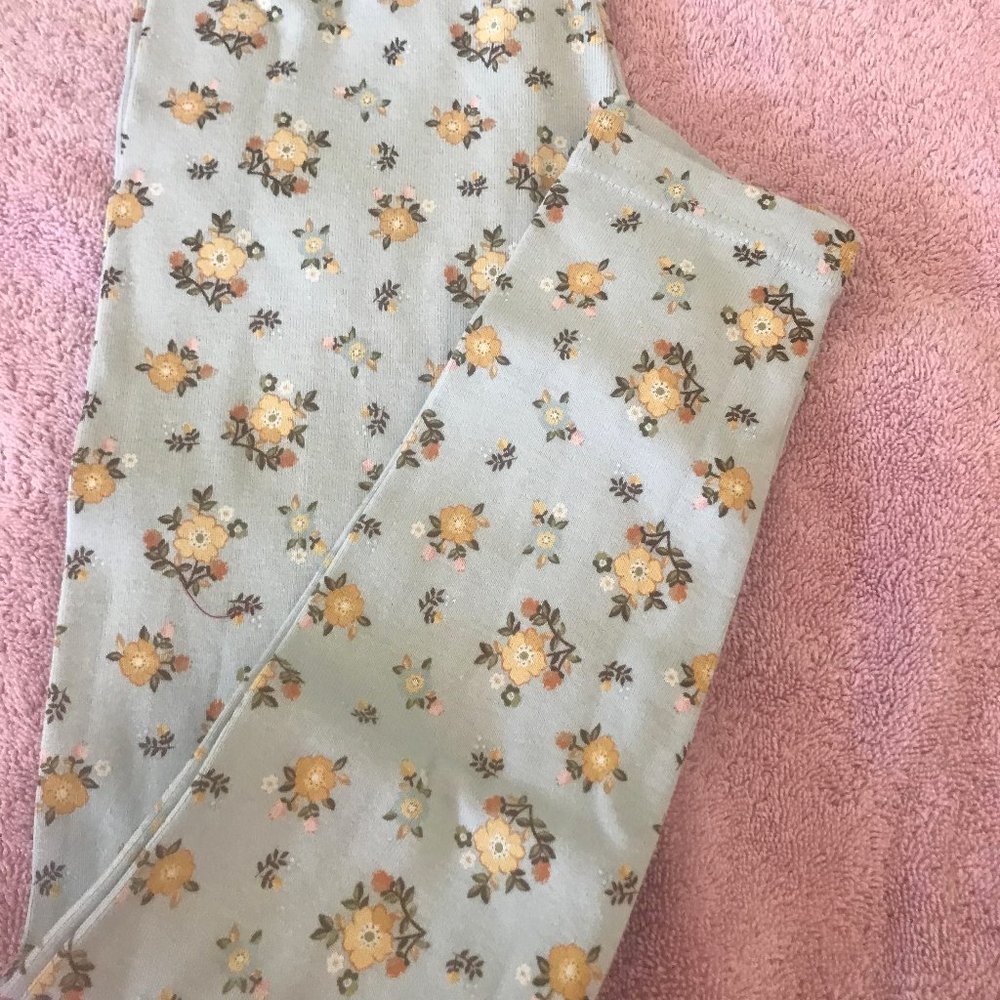 NWOT Equestrian club leggings 7 horse floral pants